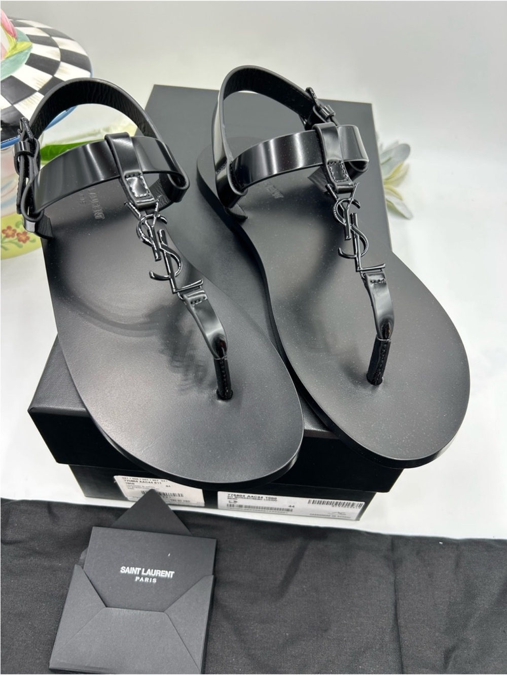Men’s Saint Laurent YSL CASSANDRE song sandal size 44 made in Italy - Picture 2 of 9